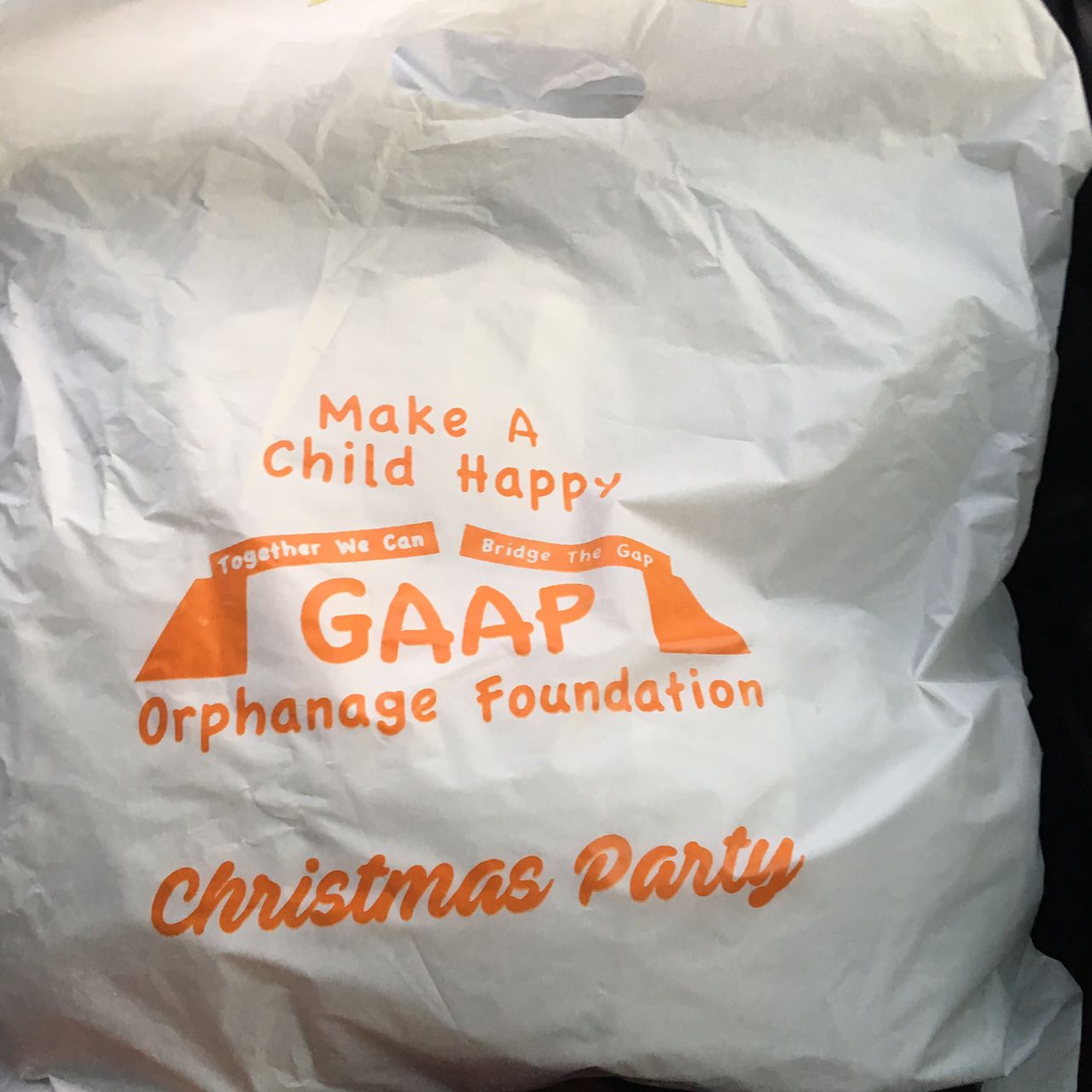 GAAP-Christmas-gifts-12-2021